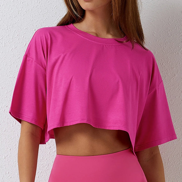 Luźny crop top sportowy